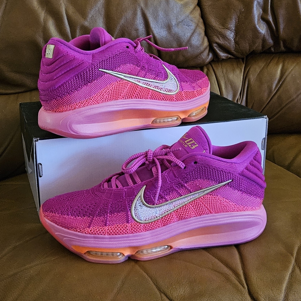 New Men's Nike Air Zoom GT Hustle III Hyper Pink Size 10.5